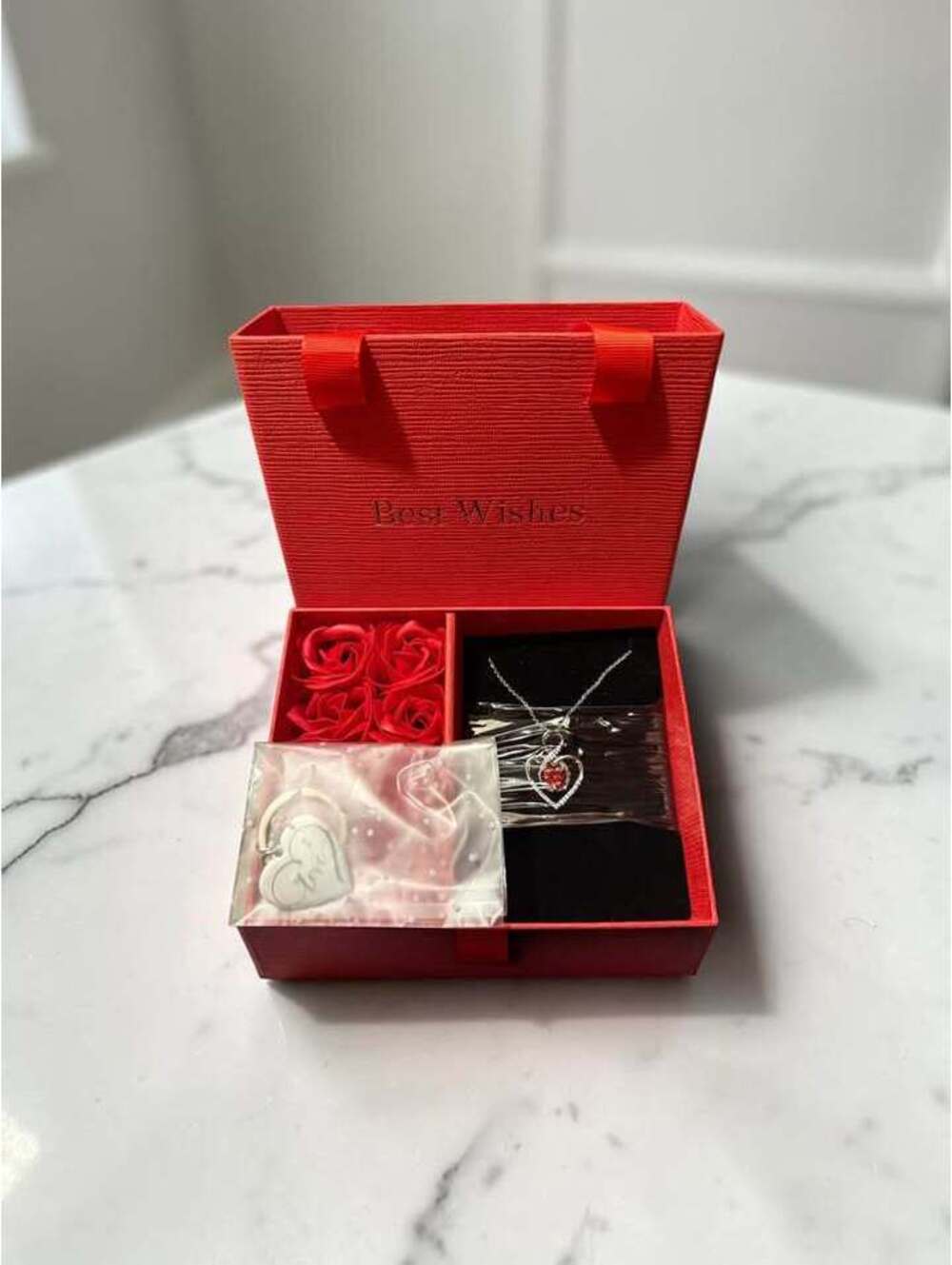 Beautiful Heart Necklace Gift Set, Perfect for Special Occasions! - New in Box